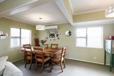 Photo of property in 1a Carthew Street, Feilding, 4702