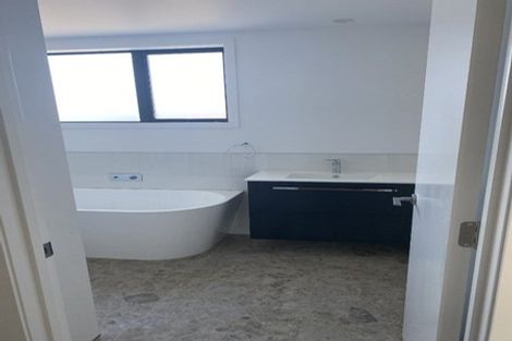 Photo of property in 28 Orient Street, Cromwell, 9310