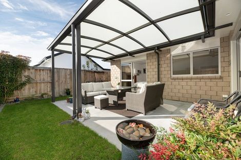 Photo of property in 56 Awataha Crescent, Pyes Pa, Tauranga, 3110