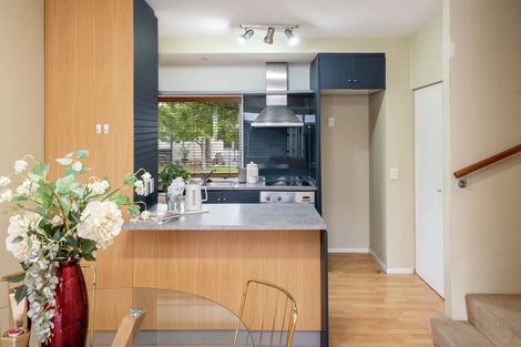 Photo of property in 10 Haven Drive, East Tamaki, Auckland, 2013