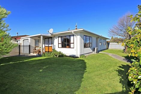 Photo of property in 45 Dundee Drive, Flaxmere, Hastings, 4120