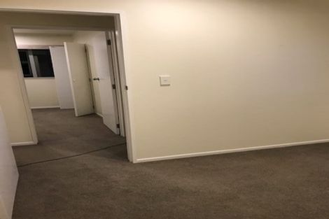 Photo of property in 8 Nor'east Drive, Northcross, Auckland, 0632