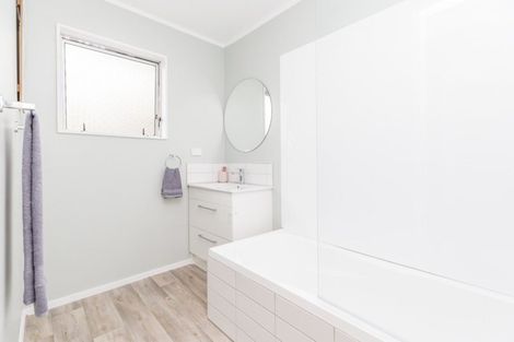 Photo of property in 17 The Sounding, Whitby, Porirua, 5024