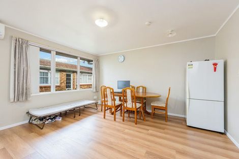 Photo of property in 3/135 Titirangi Road, New Lynn, Auckland, 0600
