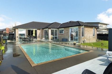 Photo of property in 15 Top Road, Pukekohe, 2120