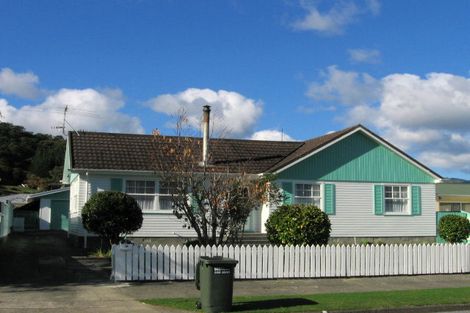 Photo of property in 24 Momona Street, Wainuiomata, Lower Hutt, 5014
