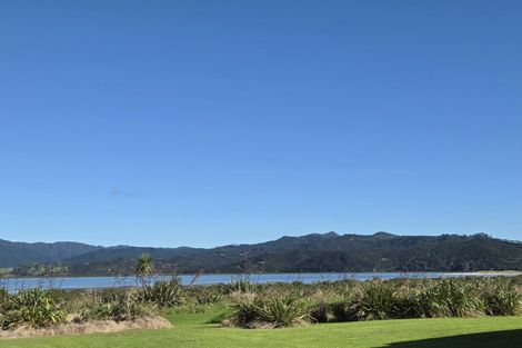 Photo of property in 137 Kelly Jade Avenue, Matarangi, Whitianga, 3592