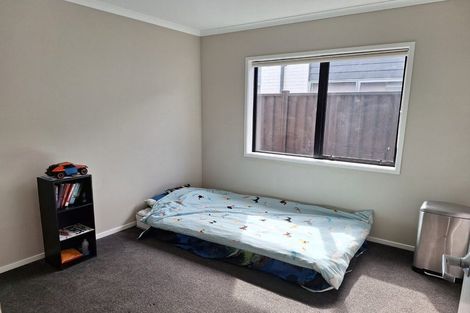 Photo of property in 44 Te Kaeaea Crescent, Wallaceville, Upper Hutt, 5018