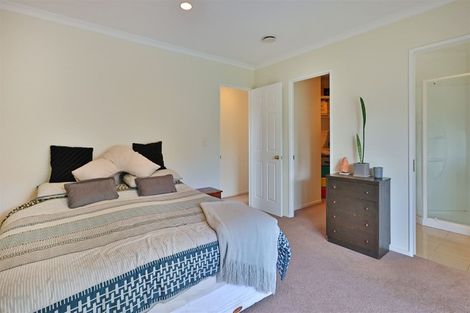 Photo of property in 26 Martin Jugum Lane, Ranui, Auckland, 0612