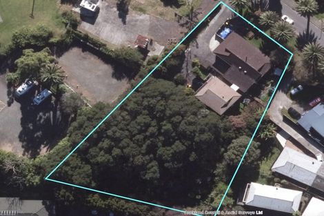Photo of property in 3/1 Claude Brookes Drive, Henderson, Auckland, 0612