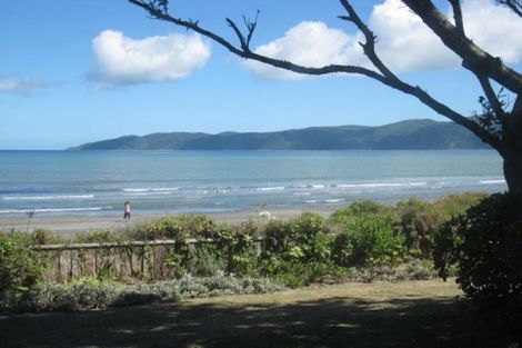 Photo of property in 67 Wharemauku Road, Raumati Beach, Paraparaumu, 5032