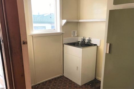 Photo of property in 221 Mangorei Road, Merrilands, New Plymouth, 4312