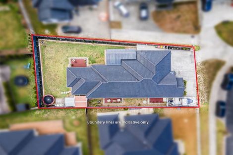 Photo of property in 7 Kahika Grove, Huapai, Kumeu, 0810