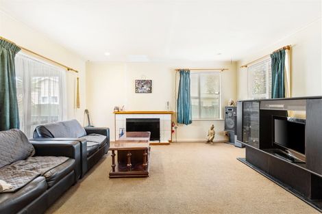 Photo of property in 301 Swanson Road, Ranui, Auckland, 0612