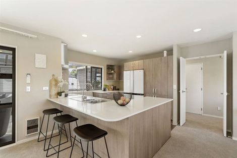 Photo of property in 1/1 Harley Road, Takapuna, Auckland, 0622