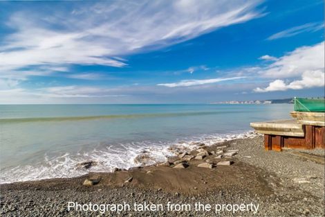 Photo of property in 17 Clifton Road, Haumoana, 4102