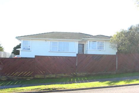 Photo of property in 54 Hobart Crescent, Wattle Downs, Auckland, 2103