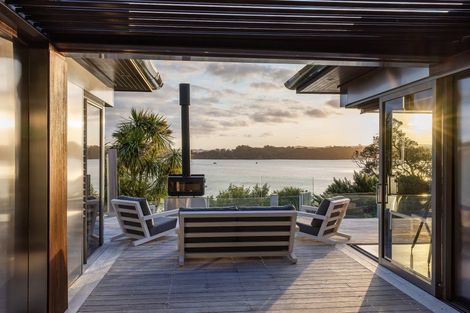 Photo of property in 16 Grant Street, Mahurangi East, Warkworth, 0982