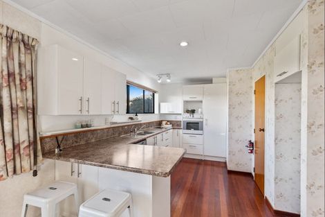 Photo of property in 112a Winchester Street, Levin, 5510