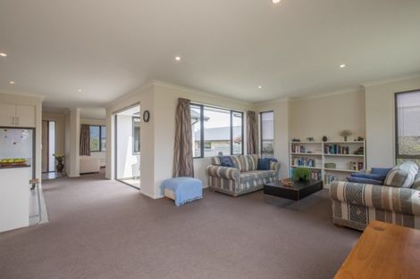 Photo of property in 32 Infinity Drive, Wanaka, 9305