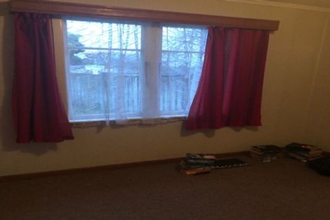 Photo of property in 47 Yeovil Road, Te Atatu Peninsula, Auckland, 0610