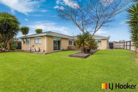 Photo of property in 62 Tington Avenue, Wattle Downs, Auckland, 2103