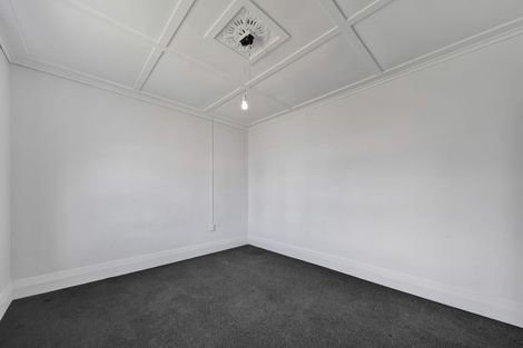 Photo of property in 44 Waihi Road, Hawera, 4610