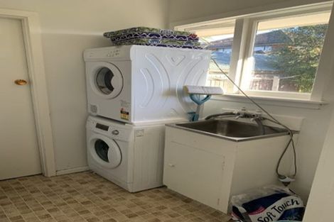 Photo of property in 27 Hounslow Street, Ilam, Christchurch, 8041