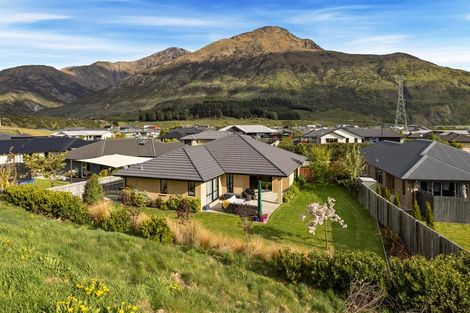 Photo of property in 33 Woodstock Road, Lower Shotover, Queenstown, 9304