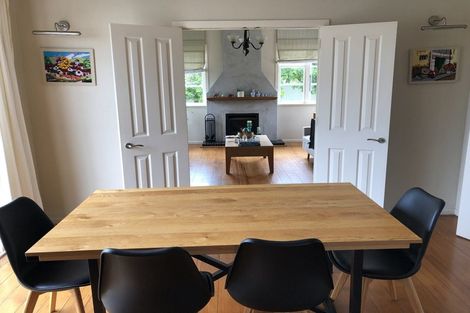 Photo of property in Gull - Unmanned, 1/1 Rangitira Avenue, Takapuna, Auckland, 0622