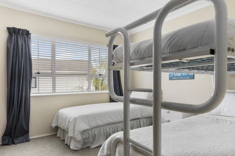 Photo of property in 63 Grace Crescent, Richmond Heights, Taupo, 3330