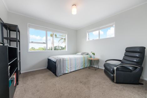 Photo of property in 31 Oreil Avenue, West Harbour, Auckland, 0618
