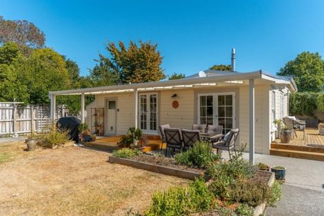 Photo of property in 15 Howard Street, Carterton, 5713