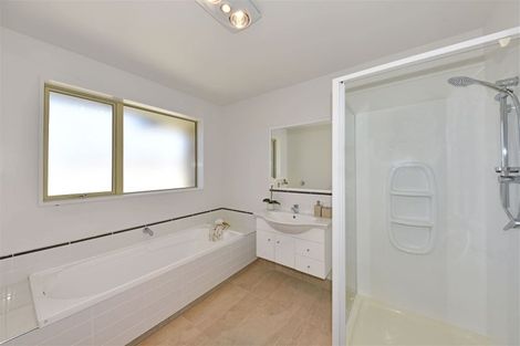 Photo of property in 9 Mollymawk Place, Woolston, Christchurch, 8023