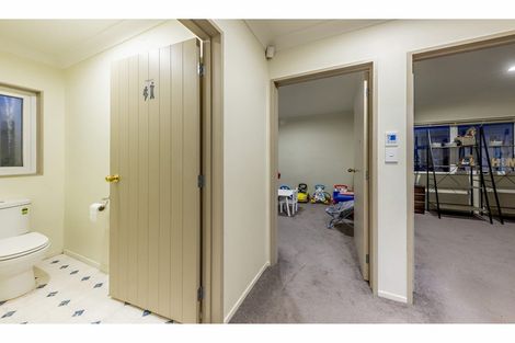 Photo of property in 67h Avenue Road, Otahuhu, Auckland, 1062