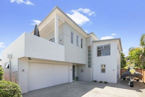 Photo of property in 40a Matakatia Parade, Matakatia, Whangaparaoa, 0930