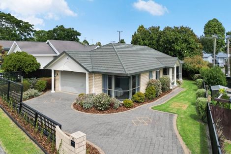 Photo of property in 12 Ryegrass Dell, Welcome Bay, Tauranga, 3112