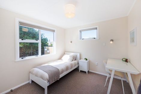 Photo of property in 64 Long Melford Road, Awapuni, Palmerston North, 4412