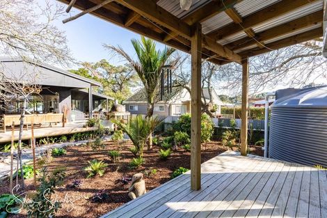 Photo of property in 6 The Strand, Whakapirau, Maungaturoto, 0583