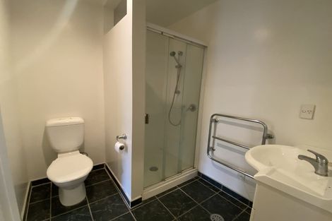 Photo of property in Atrium Towers, 7h/154 The Terrace, Wellington Central, Wellington, 6011