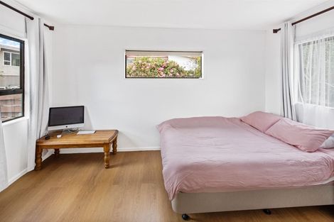 Photo of property in 1/32 Rajkot Terrace, Broadmeadows, Wellington, 6035