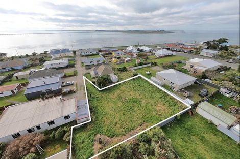 Photo of property in 246c Marine Parade, Bluff, 9814