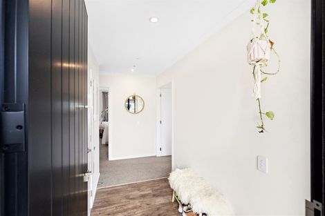 Photo of property in 12 Hebbard Court, Albert Town, Wanaka, 9305