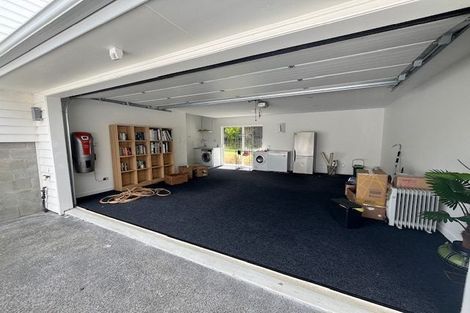 Photo of property in 12 Marae Road, Greenhithe, Auckland, 0632