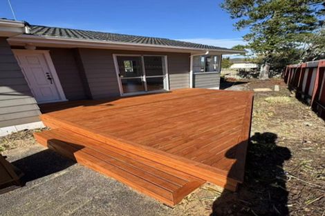 Photo of property in 16 Newham Place, Henderson, Auckland, 0612