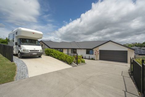 Photo of property in 3 Herring Place, Omokoroa, 3114
