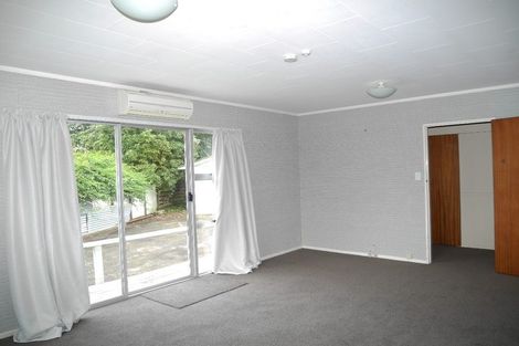 Photo of property in 43 Arawhata Road, Paraparaumu, 5032