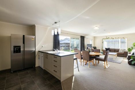 Photo of property in 9a Dover Road, St Andrews, Hamilton, 3200