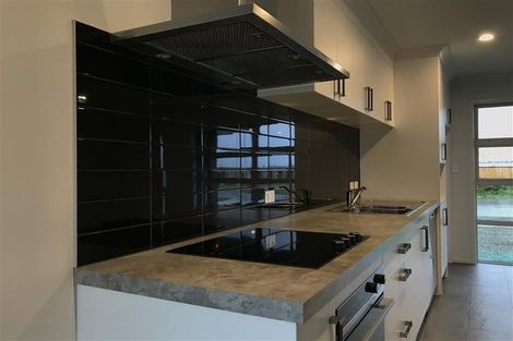 Photo of property in 34 Regis Park Drive, Pukekohe, 2120