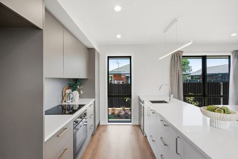 Photo of property in 5a Betwin Avenue, Sockburn, Christchurch, 8042